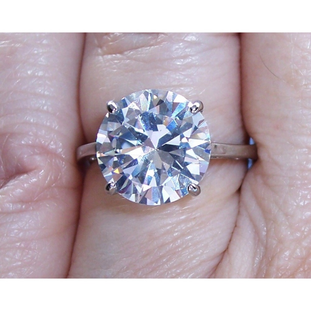 Round Cut Solitaire Ring Cubic Zirconia Stainless Steel Women's - Picture 5 of 16